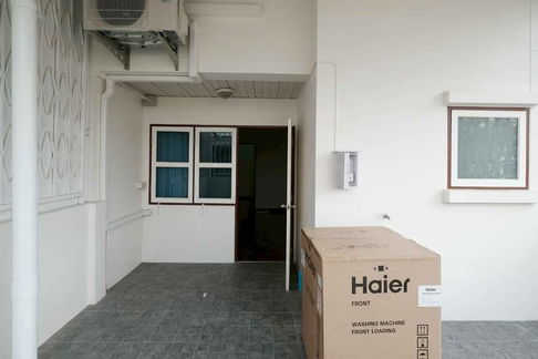 HR3027ให้เช่าทาวน์เฮ้าส์ 3.5 ชั้น หมู่บ้านแฮปปี้แลนด์วิวล์ ลาซาล 32 ใกล้โรงเรียนบางกอกพัฒนา