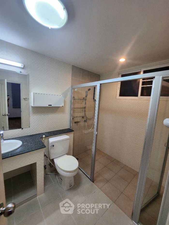 picture 4-BR House in Lam Pho (ID 2032763) - 10/18