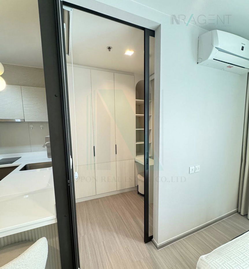 picture For Rent Condo LIFE SATHORN SIERRA Building 1, Floor 11,1 bed room, Room size 32 sqm - 7/8