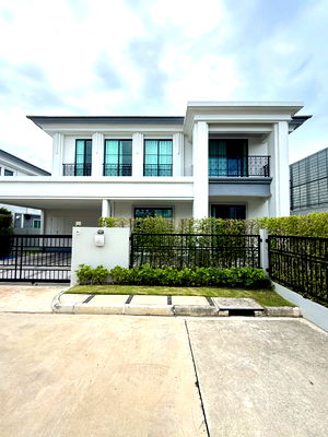 Houses for rent : Corner house!! Setthasiri Serithai 130 for rent 130,000/month