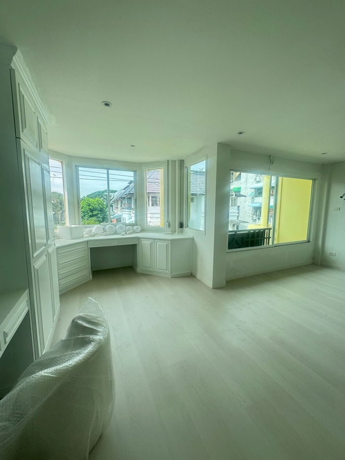 รูป เช่า ให้เช่า ปล่อยเช่า ทาวน์โฮม ทาวน์อินทาวน์ ราคาถูก สนใจ Line: @951qfbfi - รูปที่ 1/12