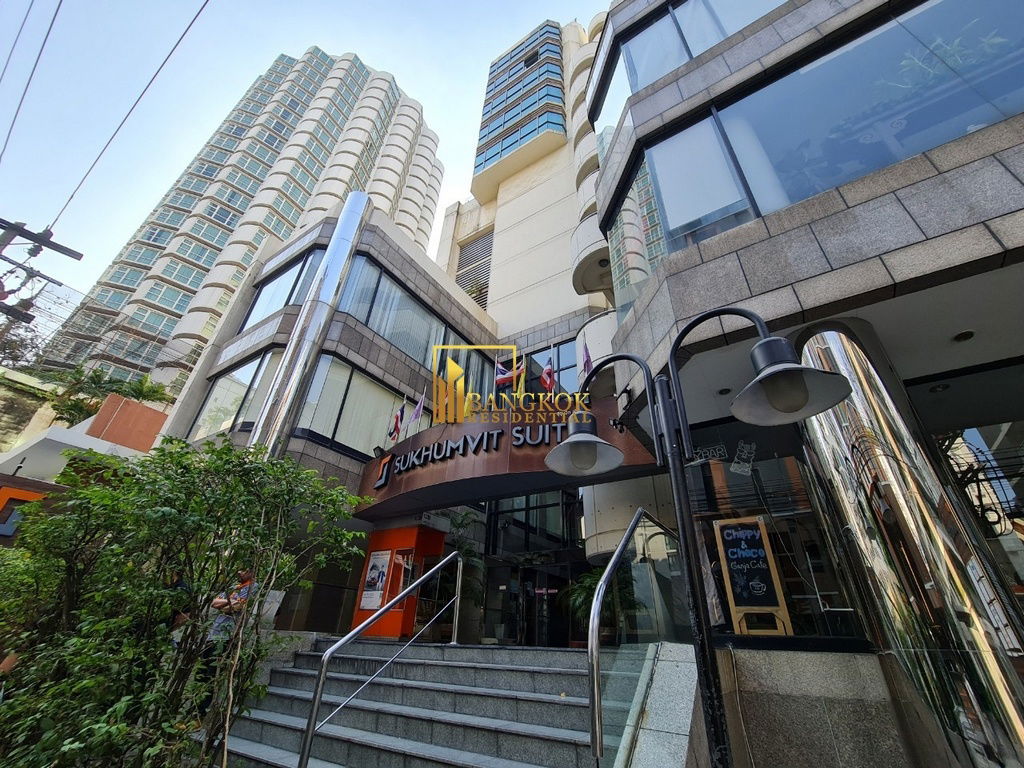 รูป Sukhumvit Suites | Fully Renovated 2 Bedroom Duplex Condo in Nana Area - BR18111CD - รูปที่ 33/34