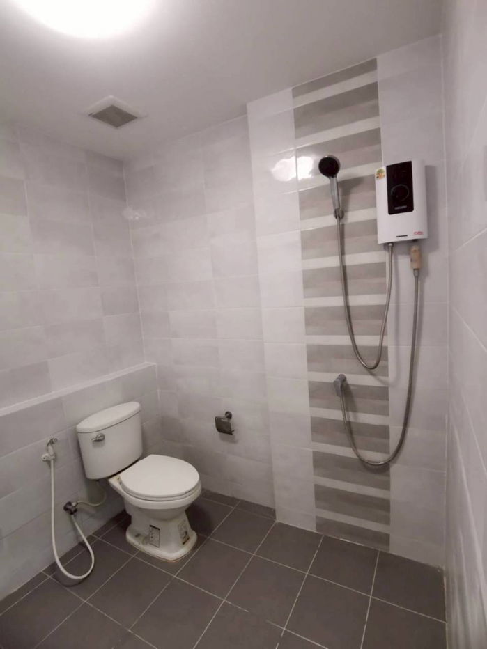 รูป ขายด่วน! ทาวน์โฮม เฟอร์นิเจอร์ครบ แอร์ครบทุกห้อง พร้อมเข้าอยู่ - รูปที่ 11/11