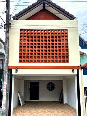 เช่าทาวน์โฮม เชียงใหม่ : ทาวน์เฮ้าส์รีโนเวทใหม่ แถว 89 พลาซ่า – โรงเรียนวารี หนองหอย เชียงใหม่