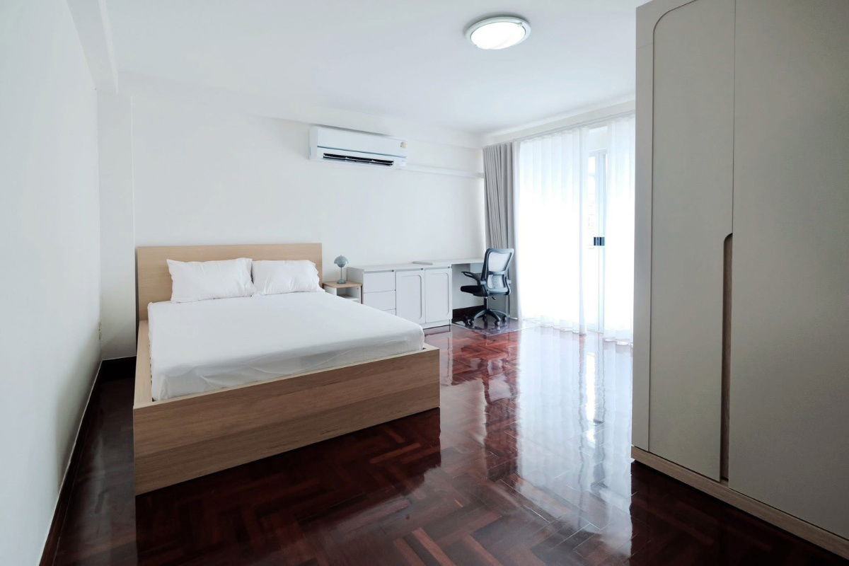 รูป 🏠✨ ให้เช่าทาวน์เฮ้าส์ 3 ชั้น ลาซาล 32 (หมู่บ้านแฮปปี้แลนด์วิวล์) 5 ห้องนอน 5 ห้องน้ำ บ้านใหญ่ พื้นที่ใช้สอยเยอะ - รูปที่ 9/20