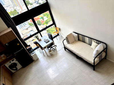 Condos for sale : 1 bedroom for sale at The loft silom 5882324