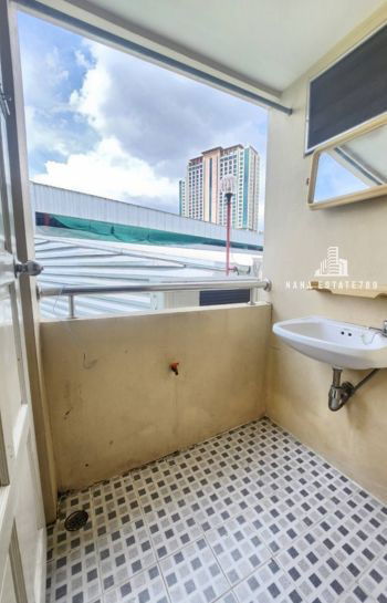 รูป อพาร์ตเมนต์ 4 ชั้น ผลตอบแทนสูงถึง 6.9% ผู้เช่าเต็มทุกห้อง ทำเลทอง แยกหัวหมาก-กรุงเทพกรีฑา ใกล้โรงแรม แกรนด์ โฟว์วิงส์ เพียง 400 เมตร - รูปที่ 12/13