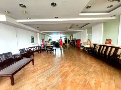 Shophouses for rent Metropolitan Waterworks Authority Bang Khen Office : For rent, for lease, commercial building, Saphan Mai, ground floor, good location, interested, Line: @951qfbfi