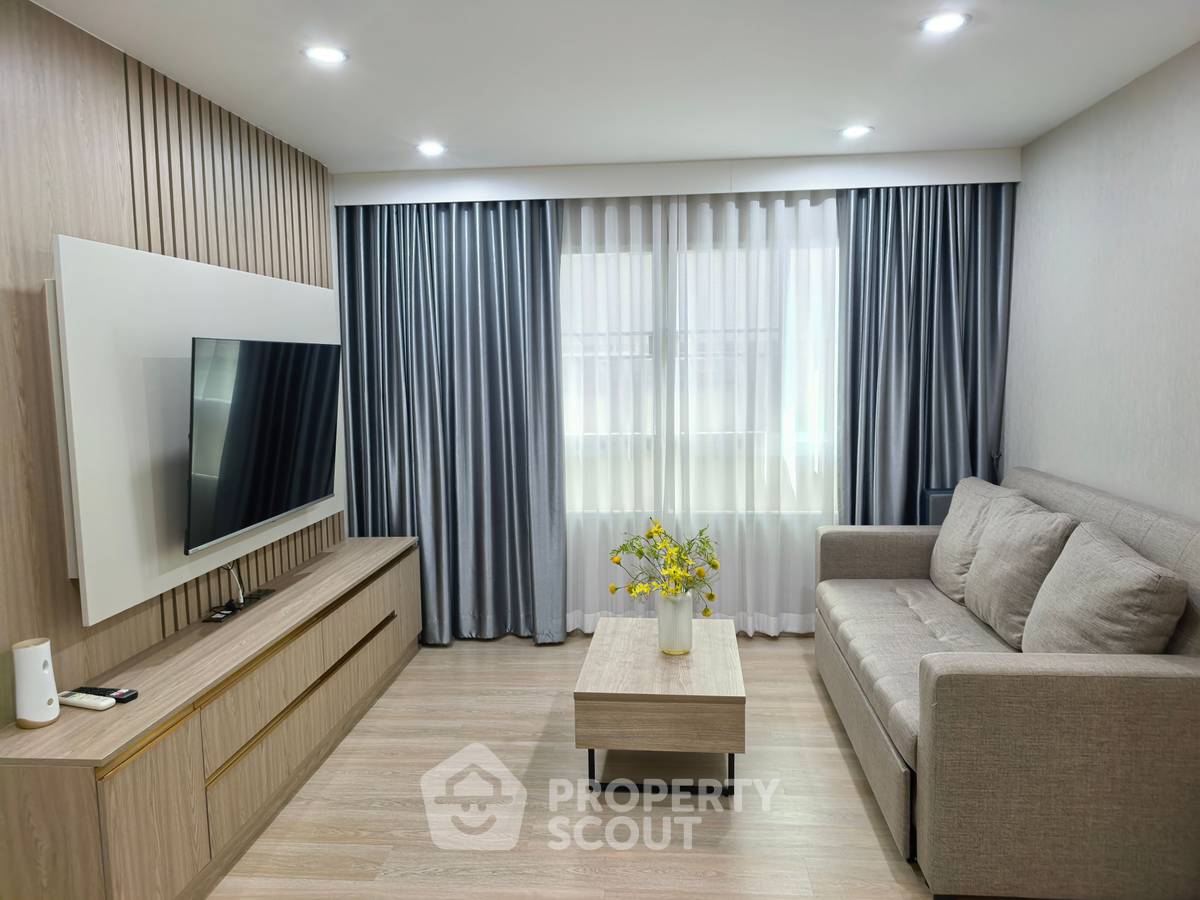 picture 2-BR Condo at Lumpini Suite Sukhumvit 41 near BTS Phrom Phong (ID 2447903) - 4/23
