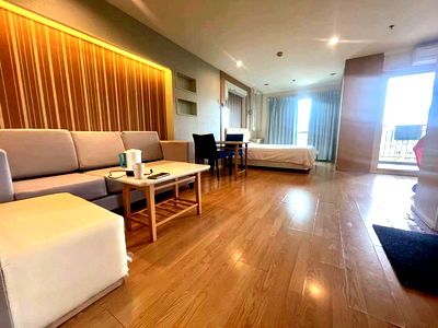 Condos for rent Pattaya : ⛵ Lumpini Wongamat ⛵ City view / 6F / 35sqm / Studio room >> THB9,500/month彡