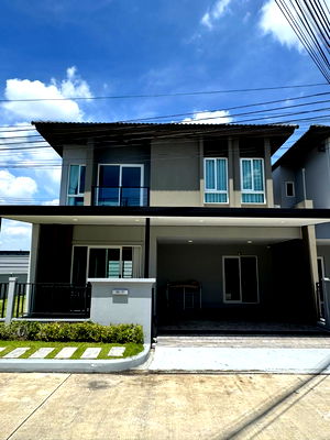 Houses for rent Mega Bangna : 🏡⭐ Urgent Lease! 2-Story Detached House Grande Pleno Mega Bangna 3 Bed 3 Bath 145 sqm Fully Built-in! 5 Mins to Mega Bangna 🛒 53,000 THB/Month