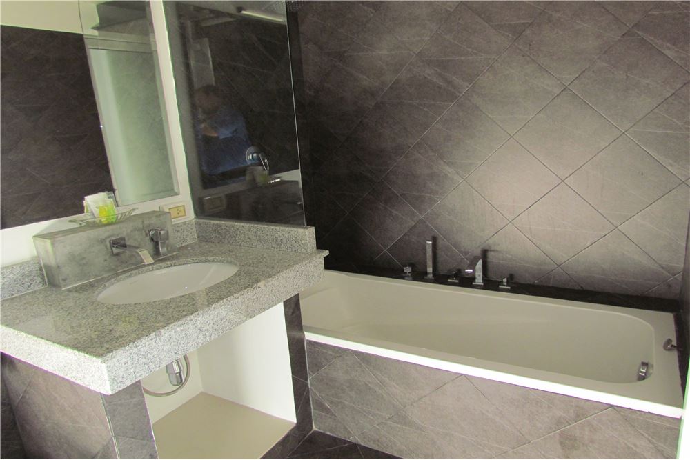 รูป [920081001-1244] ภูเก็ต, ป่าตอง, บีชฟรอนท์ โฮเทล รีสอร์ท - รูปที่ 53/67