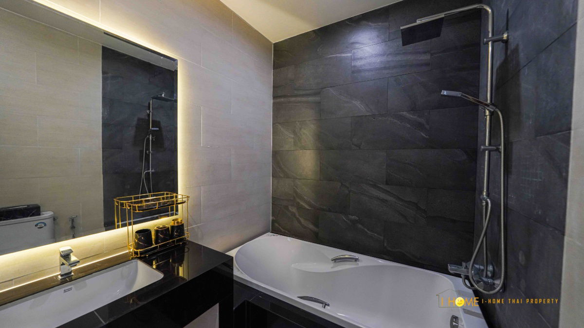 รูป ให้เช่าทาวน์โฮมสามชั้น 4 ห้องนอน 3 ห้องน้ำ 1 ห้องครัว 1 ห้องรับแขก 1 ที่จอดรถ - รูปที่ 29/40