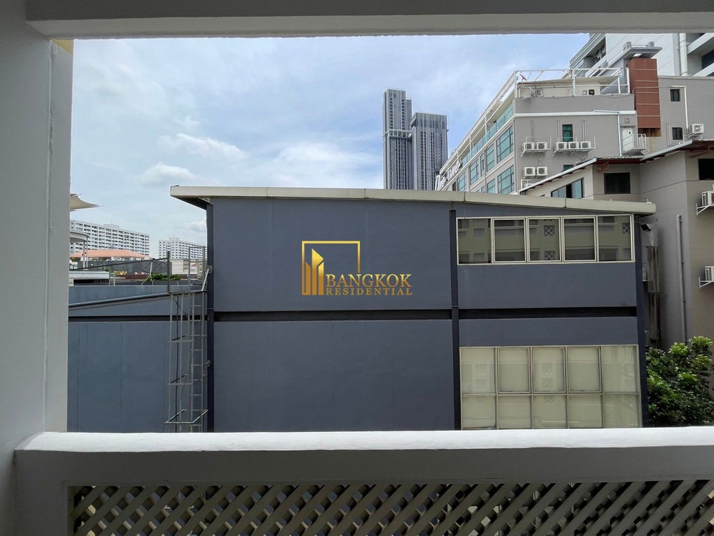 picture Modern 3 Bedroom Apartment in Trendy Thonglor - BR0191AP - 12/35