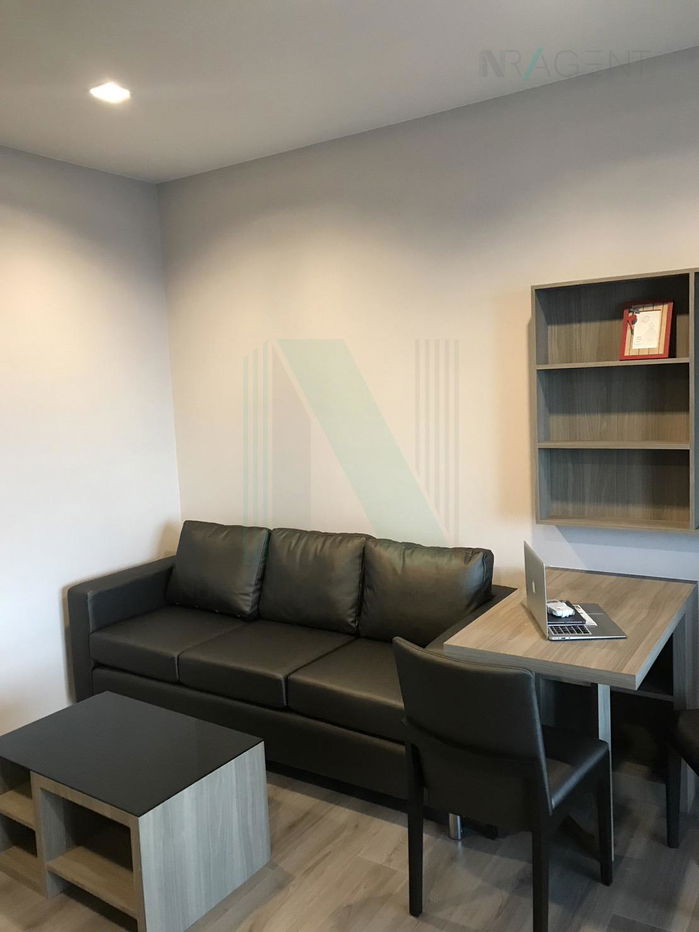 picture ðĐ For Rent Condo THE POLITAN RIVE Building 1, Floor 52,1 bed room, Room size 30.00 sqm - 3/8