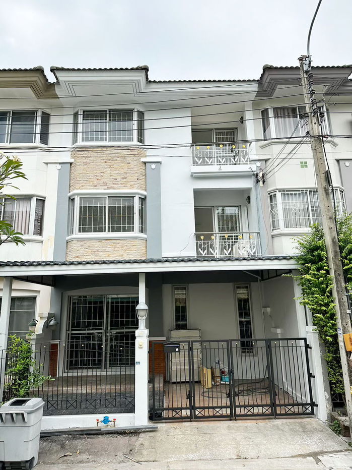 picture Townhome for rent: Muban Supalai Vill Ekkamai-Ram Inthra (SPSAD3645) - 1/15