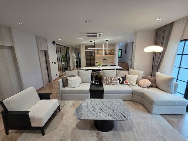 picture etached House For Rent Centro Bangna Samut Prakan - 3/8