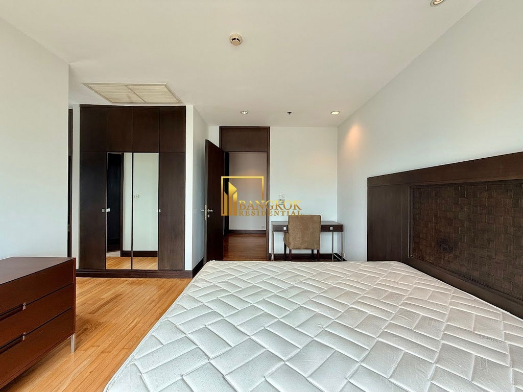 picture Elegant 4 Bedroom Luxury Apartment in Phloenchit - BR0635AP - 27/47