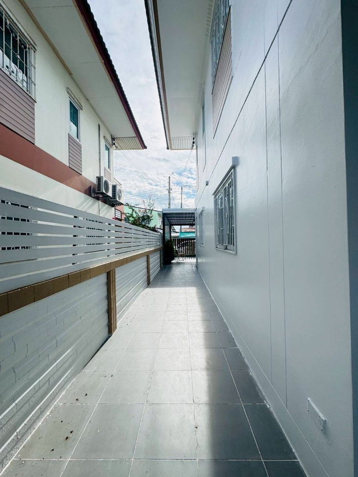 รูป ขายบ้านเดี่ยว 2 ชั้น ถนนเมน หมู่บ้านบัวทอง 4 บ้านกล้วย-ไทรน้อย ทำเลดี จอดรถได้หลายคัน พร้อมห้องครัวใหญ่ เพียง 3,890,000 บาท - รูปที่ 19/19