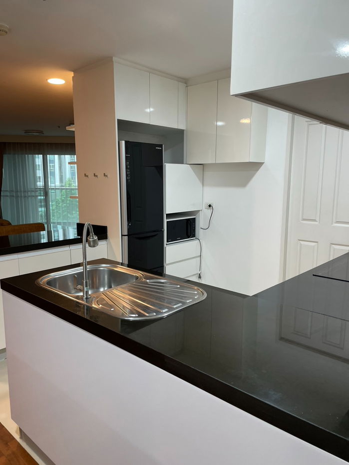 picture Luxury condo for rent Belle Grand Rama 9 - 2/10