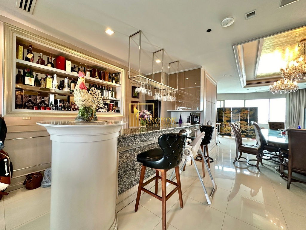 picture The Lakes | Elegant 3 Bedroom Luxury Condo in Asoke Area - BR18882CD - 7/47