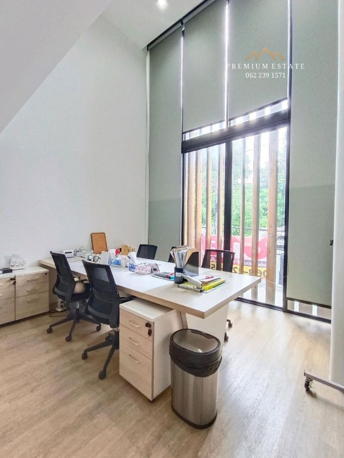 รูป 📍ขายด่วน! โฮมออฟฟิศ/ทาวน์โฮมหรู 3.5 ชั้น ซอยพระรามเก้า 55 ทำเลดีมาก จอดรถสะดวก - รูปที่ 7/24