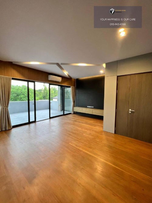 รูป Sarin Park | บ้านเดี่ยว 3 ชั้นสร้างใหม่ มีลิฟต์ และสระว่ายน้ำส่วนตัว #2025112413115 - รูปที่ 6/15