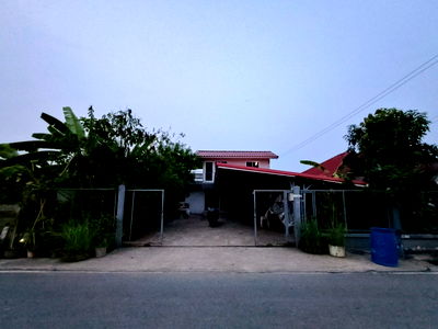 Houses for sale Pathumthani : 2-story detached house for sale, 50 sq. wah, Sudarat Village, Khlong 7, Nong Suea, Pathum Thani