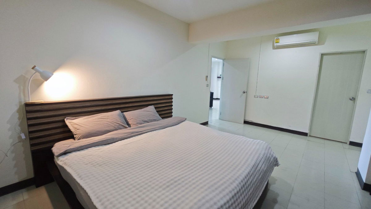 รูป 3 Bedrooms apartment in the center of Phuket (Top floor) - รูปที่ 5/15