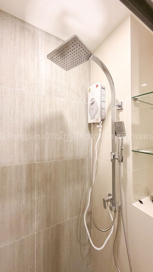 picture Airport Link Huamark condominium rental is convenient for travelling in a new room at first hand. - 14/16