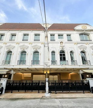 FOR RENT  TOWNHOUSE PROPERTY  150000 BAHT per MONTH