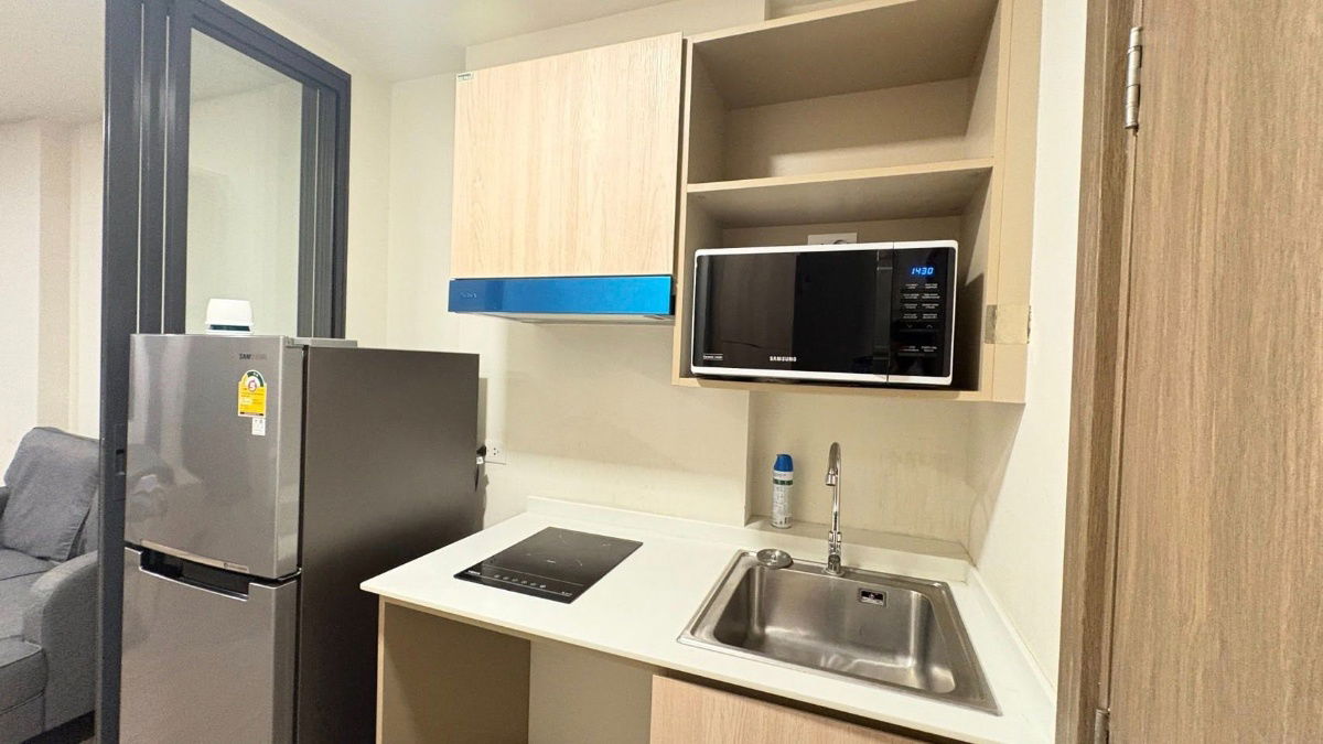 picture Index living mall 500 m. Price  8,500 Baht Condo The MUVE Bangna ( Rental ) - 6/14