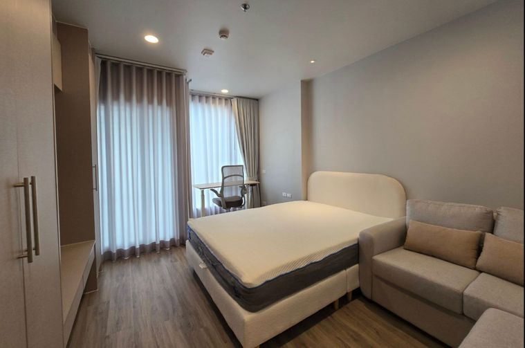 ว่างพร้อมอยู่! Culture ทองหล่อ. สตูดิโอ 26ตรม. Line id: @pfagent