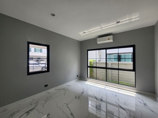 picture FOR RENT  HOUSE PROPERTY  80000 BAHT per MONTH - 8/8