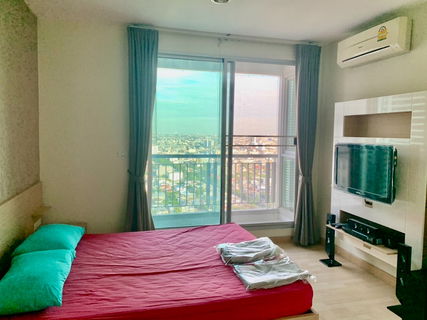 รูปภาพ Condo for rent, 0 meters from MRT Ratchadaphisek, RHYTHM Ratchada, larger room, 46 sq m., near Rama 9, just 8 minutes.