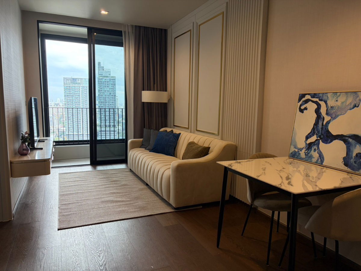 รูป Ideo Q Sukhumvit 36: สัมผัสชีวิตหรูหราที่ใจกลางเมือง พร้อมทุกความสะดวกสบาย - รูปที่ 2/4