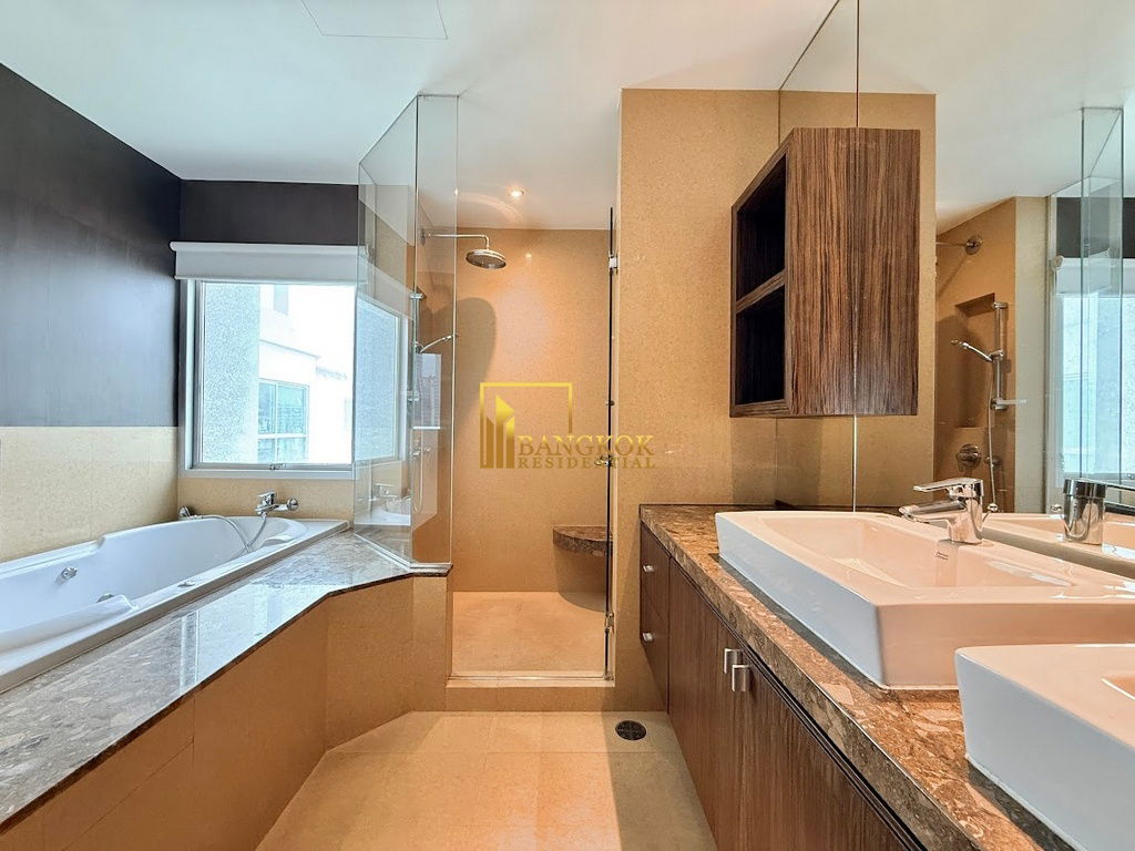 picture Elegant 4 Bedroom Luxury Apartment in Phloenchit - BR0635AP - 19/47