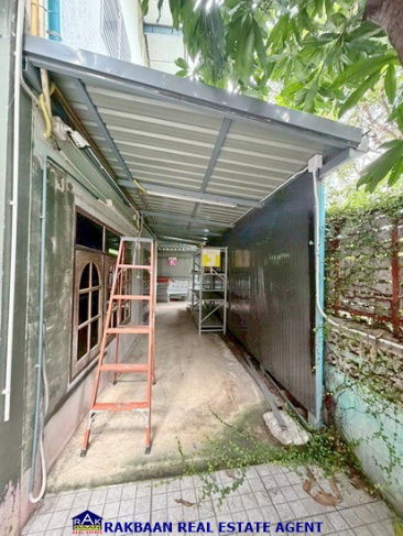 รูป ขายโฮมออฟฟิศ พร้อมโกดังเก็บสินค้า ตกแต่งไว้ดีใช้งานได้ทันที 137 ตร.ว. ทำเล ซอยจุลินท์จัดสรร 4 บางบัวทอง นนทบุรี - รูปที่ 24/42