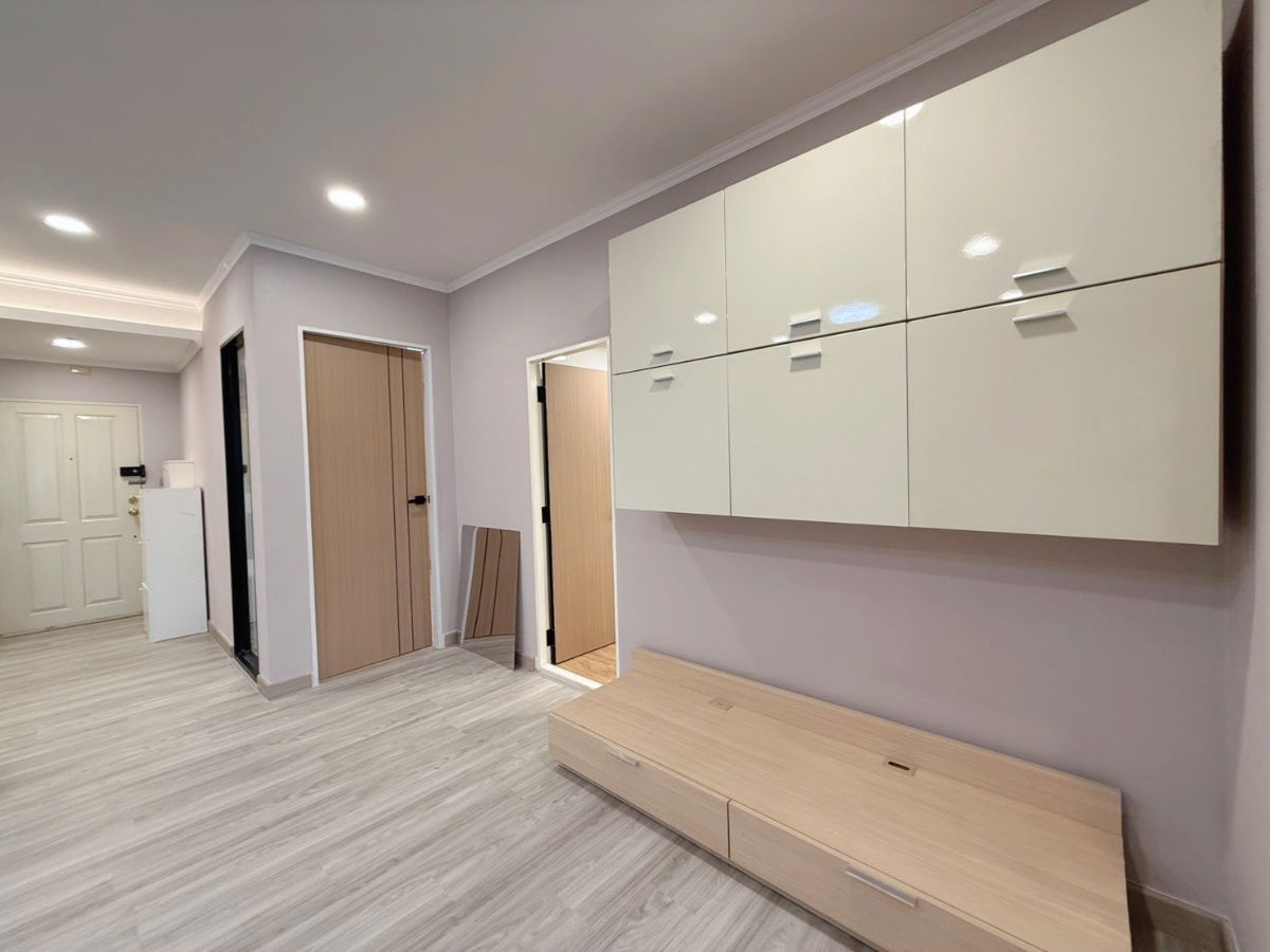 picture Condo for rent, Sarin Place, 2 bedrooms. Near Major Ratchayothin, about 500 meters, near BTS Ratchayothin, about 800 meters. - 13/22