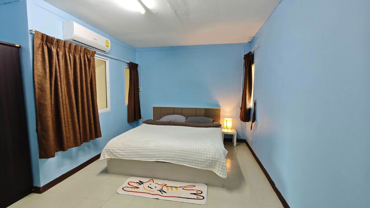 picture 2 Bedrooms apartment in the center of Phuket (Cat friendly) - 2/13