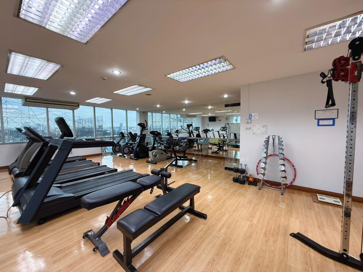 picture Condo for rent, Sarin Place, 2 bedrooms. Near Major Ratchayothin, about 500 meters, near BTS Ratchayothin, about 800 meters. - 21/22