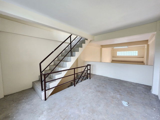 picture FOR RENT  COMMERCIAL BUILDING PROPERTY  10000 BAHT per MONTH - 8/8