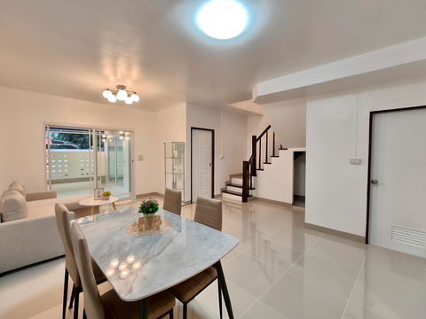 บ้านแฝดหลังใหญ่ พฤกษา 30/1 ต่อเติมครบ ฟังก์ชันพร้อมอยู่ ใกล้รถไฟฟ้า MRT คลองบางไผ่ และ Central Westgate ราคาเพียง 2.79 ล้าน ฟรีโอน‼️