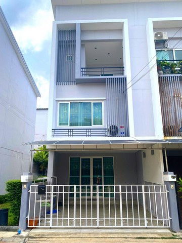 picture Town Home For Rent The Exclusive Wongwaen-Ramintra Bangkok - 7/8