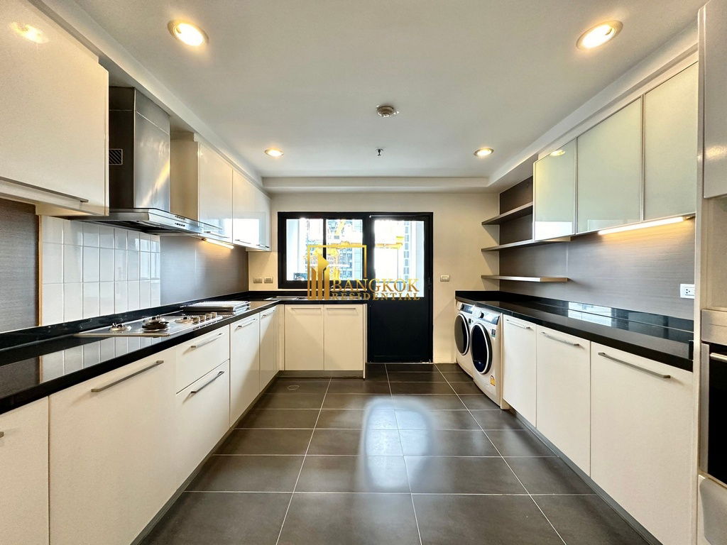 picture Elegant 3 Bedroom Luxury Apartment For Rent in Ekkamai Area - BR0540AP - 7/44