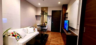 คอนโดให้เช่า : ให้เช่าคอนโด ไอวี่ แอมพิโอ รัชดา อาคาร 1 ชั้น 28 สตูดิโอ ขนาด 31.00 ตรม ใกล้ ห้างสรรพสินค้า Esplanade