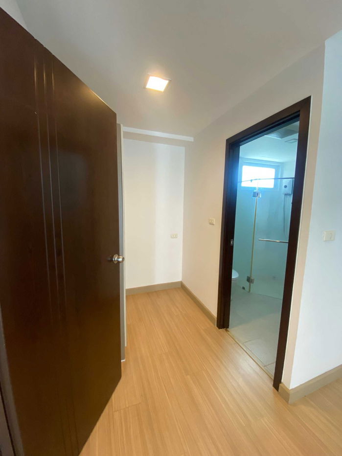 รูป 🤝🏻RB21832 ให้เช่าถูกมาก👍ดี รัชดา 19✅แอดไลน์ @mproperty( มี @ ด้วย) แอดมินตอบไว - รูปที่ 3/8