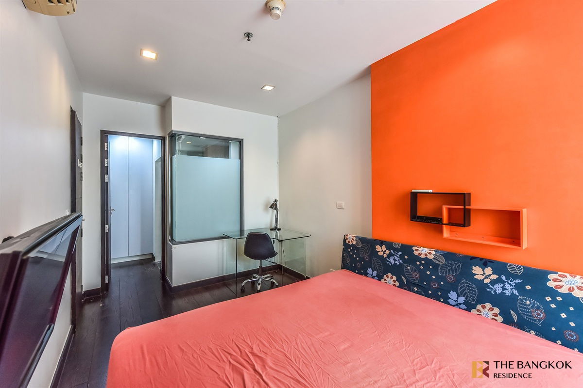 รูป 🔥 Hot Best Price🔥 Ideo Q Phayathai 1B1B42sqm. 20K/Month Only Call Ms.Angel(Aumi) 0658209572 - รูปที่ 1/4