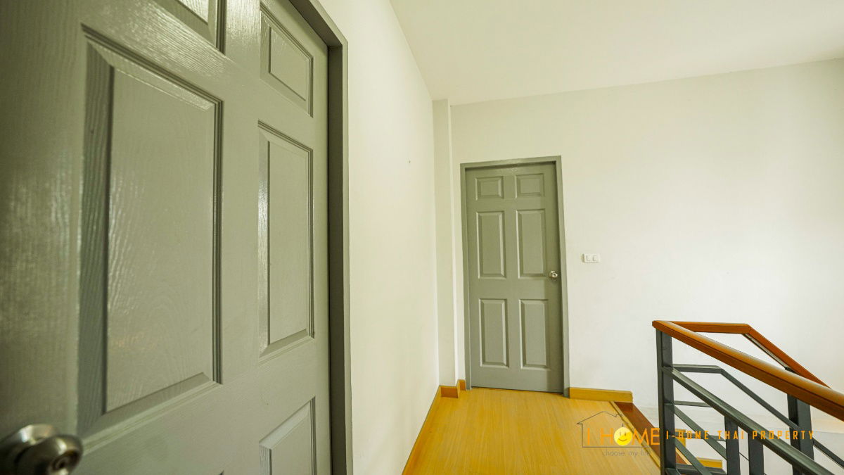 picture A house 2 storey for rent with 3 bedrooms,3 toilets and 1 kitchen. - 17/23