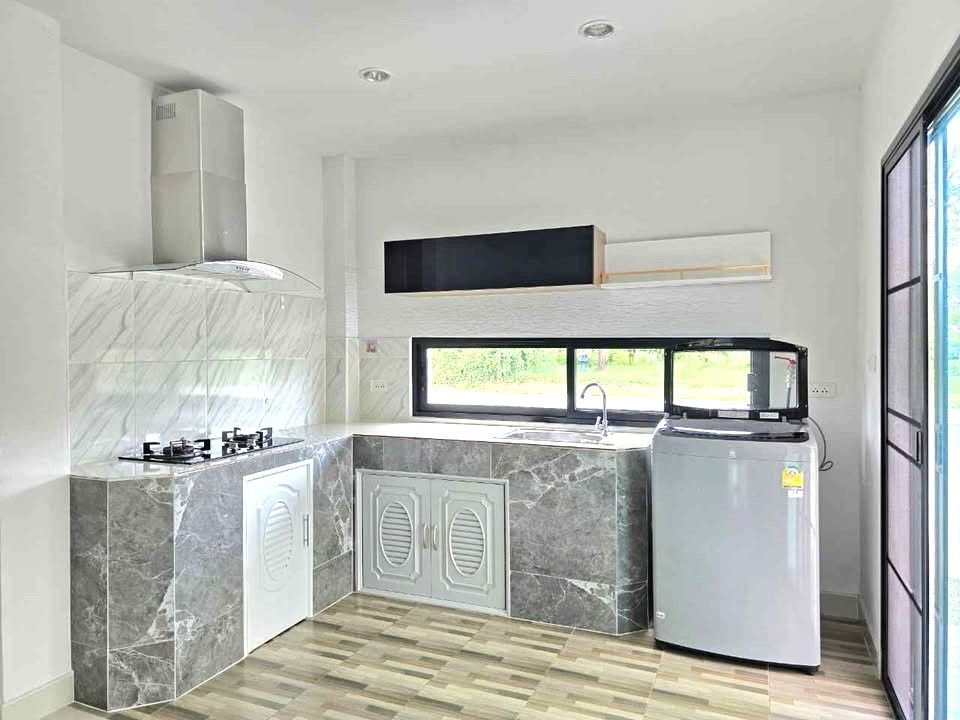 picture Two storey house for rent with 2 bedrooms,2 toilets and 1 kitchen.  - 5/10